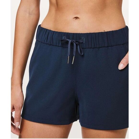 Lululemon On The Fly Short - Picture 1 of 9